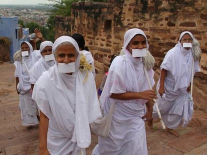 Rajasthan HC order banning Santhara challenged in SC