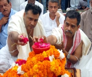 president of india wife ashes immersed in ganga.