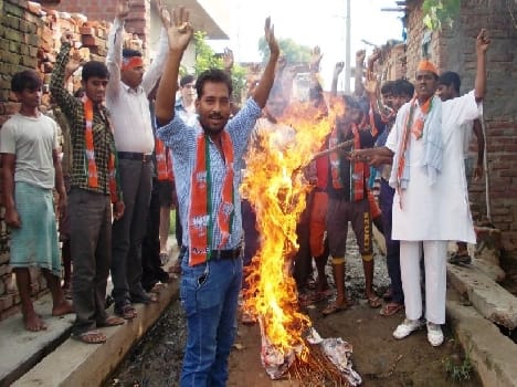 Engineer burnt effigies of
