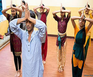 how to challenge Kuchipudi learn a Muslim