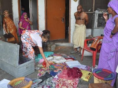 40 Lakhs loot in Lucknow.