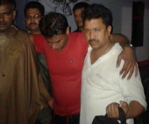 policemen rescued man from flow.