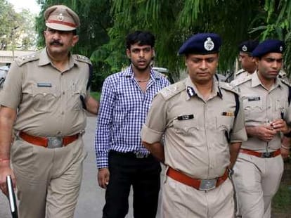 8 truth behind murder of cashier to rob 9.5 lakh in panchkula
