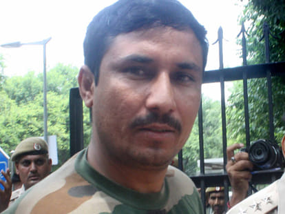 AAP commando MLA Surendra Singh gets bail in assault case.