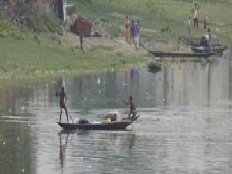 River purely student , fishermen rescued