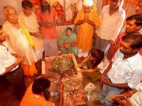 The devotees of Shiva Jalabhishek