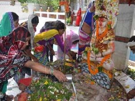 devotees in temple