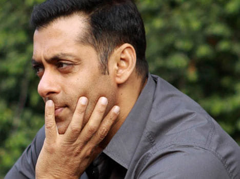 salman khan says actresses should be paid equal