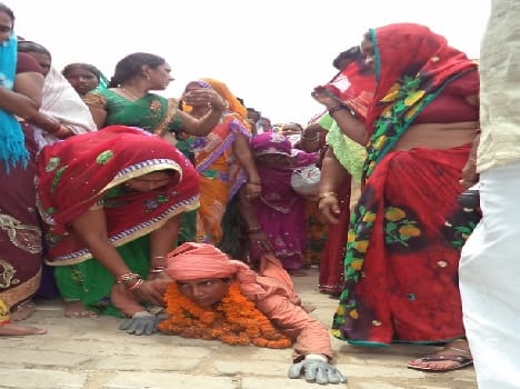 Worship of Sadhvi trip