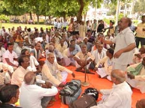 Caste certificate to be issued by the fury