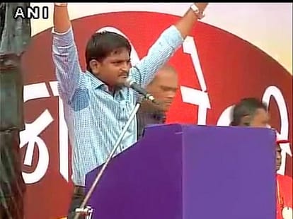 What is the truth of Hardik Patel-Kejriwal connection?