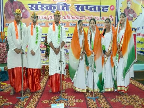 Ajmani school topped the team in the National Chorus Contest