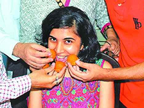 meet with arshi khosla, country's second topper in IES