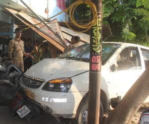 status minister survived in road accident