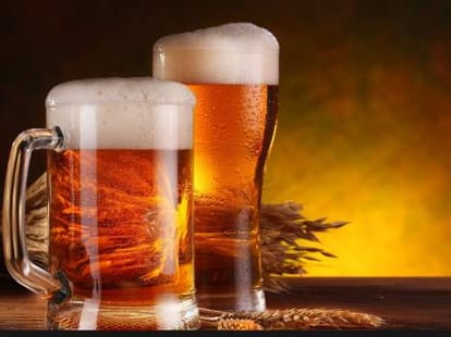 Four girls dismissed from TN school for drinking beer