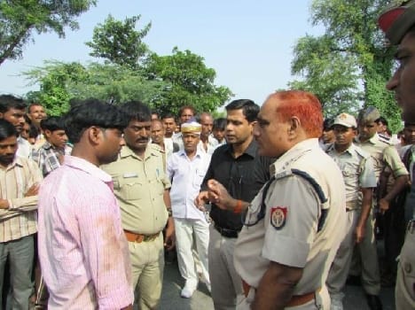 Mainpuri-Kisni put the jam on the way
