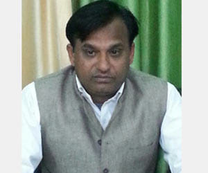 person joined congress so punished by elder brother