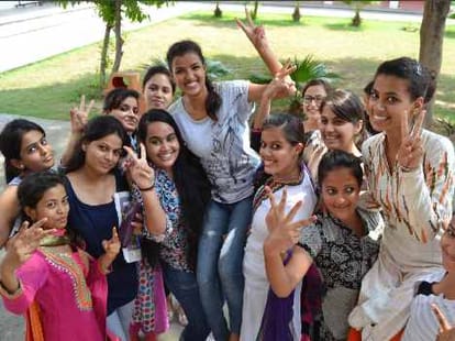 soi victory in punjab university student council election