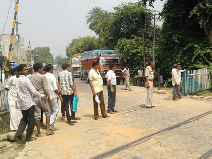 gateman beaten by police