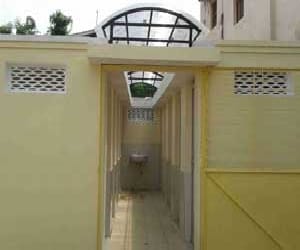 advance toilet will be available in farifdabad