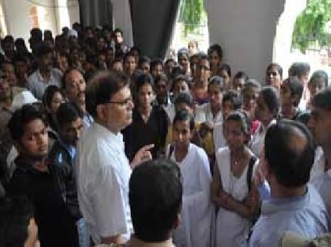 Ruckus is not seat students in Kcshaa