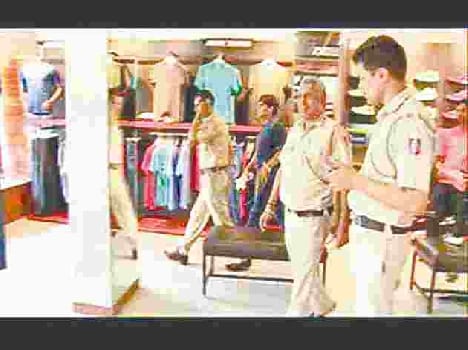  accused shopping after present in the court