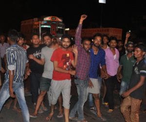 police beated people on demanding electricity
