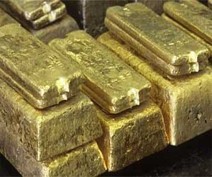 woman arrested on 2.5 kg gold smugling