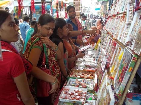 Raksha Bandhan day , the market readied Rakion