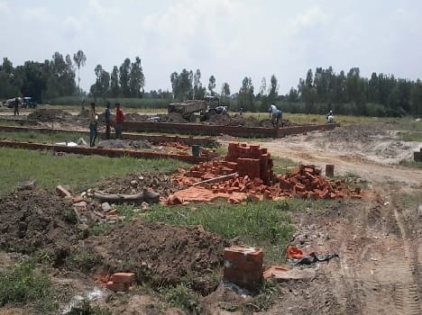 LH sugar mills are in Illegal mining caught clay