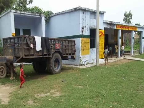 thousands trained teachers are working in jammu kashmr
