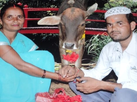 Muslim brother on Raksha Bandhan Presents unique example of the