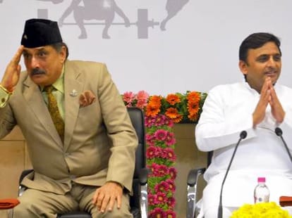 Akhilesh Yadav promises money for sports.