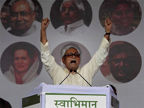 Nitish slam BJP over inflation