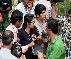 Indrani loose 18kg weight