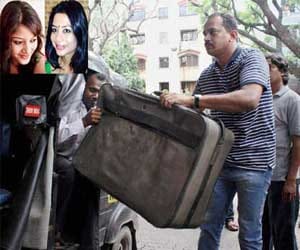 Sheena case: Suitcase recovered in Indrani's flat.