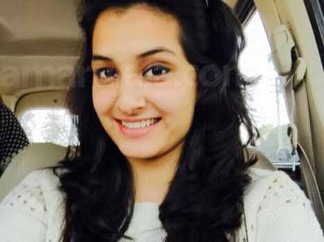 intex miss selfie of the day
