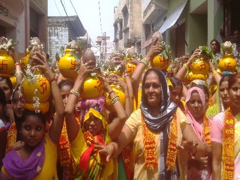 Urn out of fanfare in Katra trip