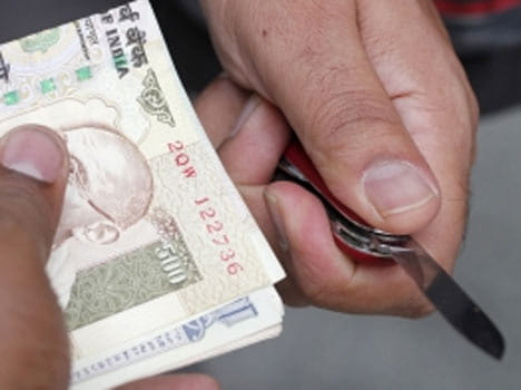 Two 16 year held for extort money by threatening to kidnap a 9 year old