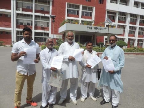 social welfare minister said, in bjp government no man show