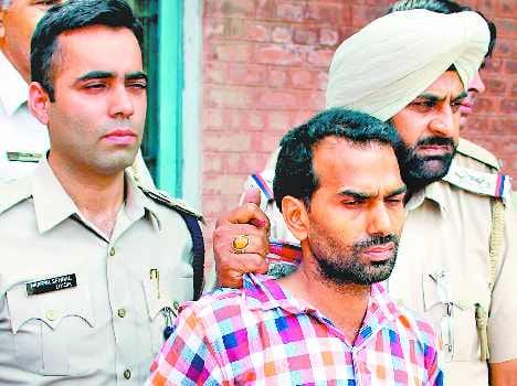 drug smuggler run away from police custody