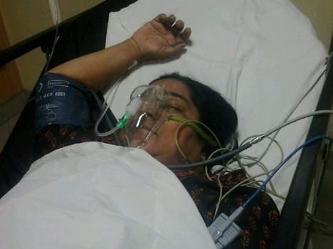 Smriti Irani met the victim principal of robbery.