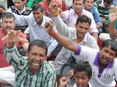 MC shimla last ultimatum to saheb society employees for garbage collection.