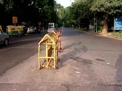 aap mla stand against aap government for changing aurangzeb road name