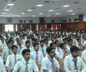  pm modi live chat with student