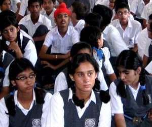 scholarship for low income students