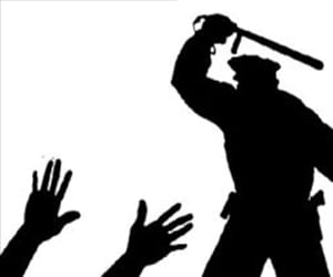 man who helped old beaten by up police