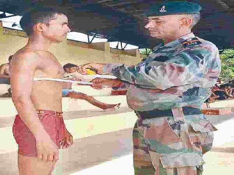 11450 Young rushed for army recruitment