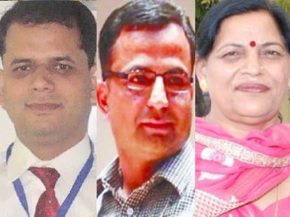 awards to teachers in raj bhawan shimla on the eve of teachers day.