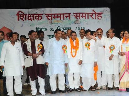 Teachers honoured on teachers day.